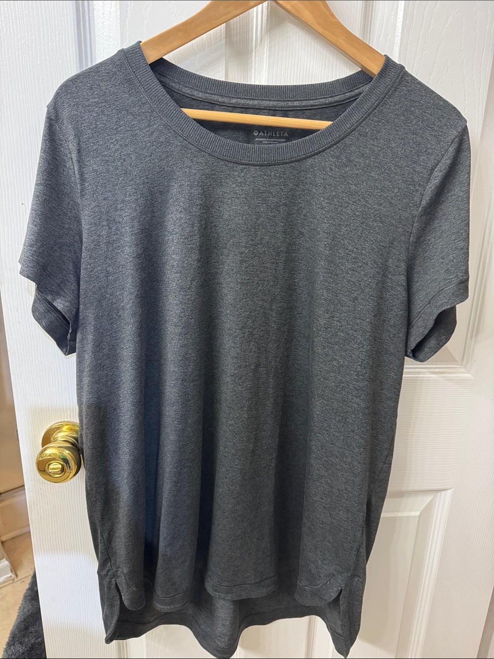 Athleta Uptempo Tee